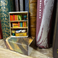 Bibliothèque miniature, fait-main - Diorama boite d'allumette - Christelle Le Querrec